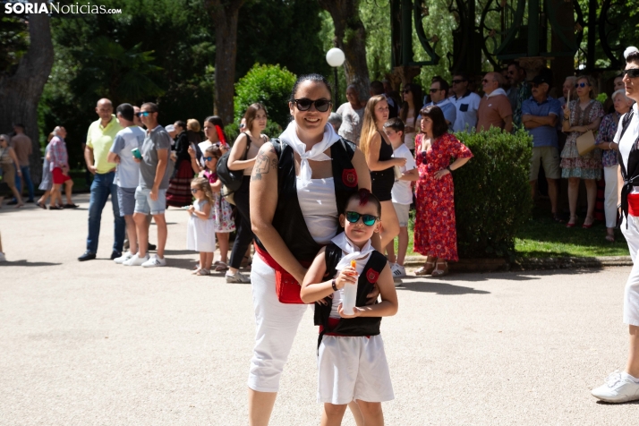 Las fotos del desfile del Domingo de Calderas