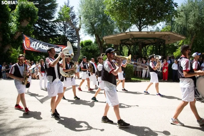 Las fotos del desfile del Domingo de Calderas