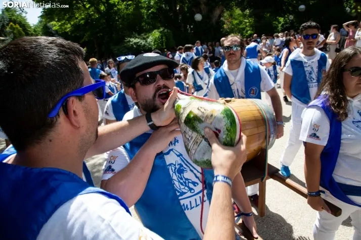 Las fotos del desfile del Domingo de Calderas