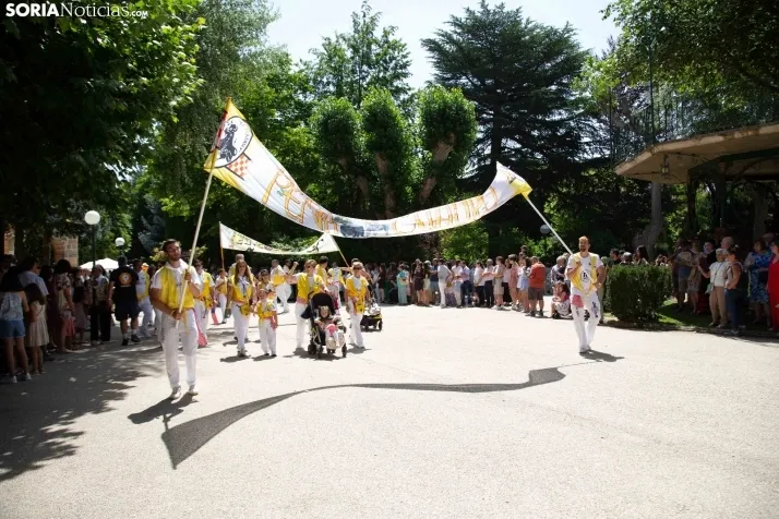 Las fotos del desfile del Domingo de Calderas