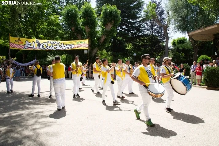Las fotos del desfile del Domingo de Calderas