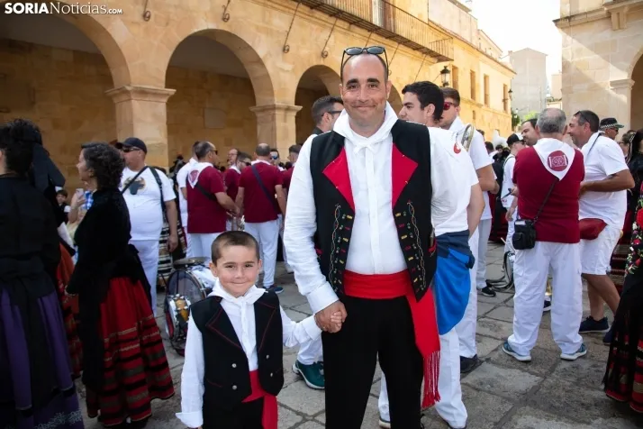 Las fotos del desfile del Domingo de Calderas