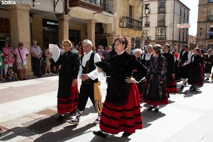 Las fotos del desfile del Domingo de Calderas