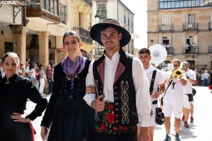 Las fotos del desfile del Domingo de Calderas