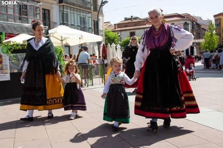 Las fotos del desfile del Domingo de Calderas