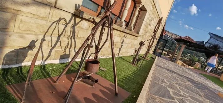 Homenaje al artesano de forja Justo Herrero