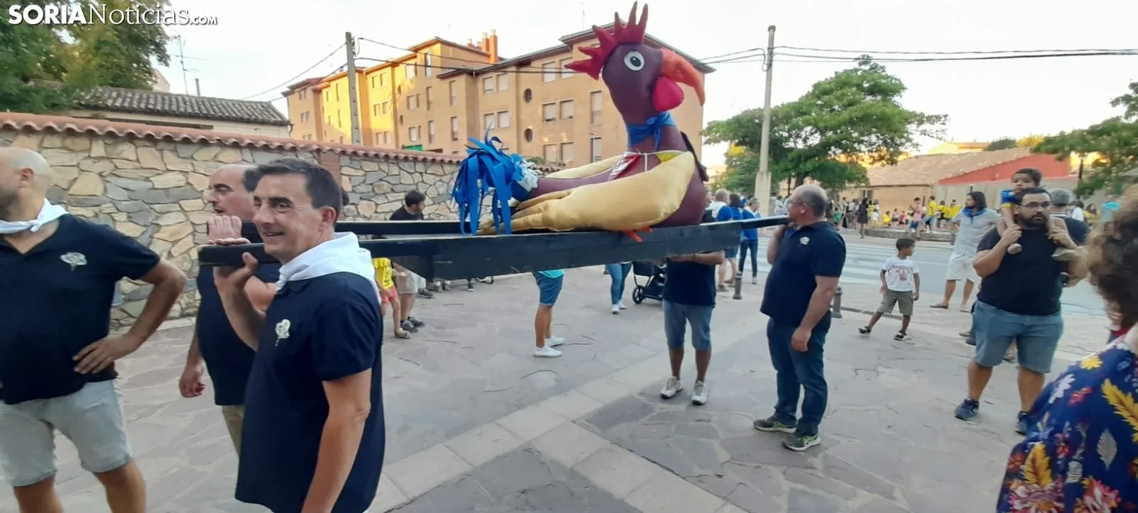 Foto 10 - Fotos: &Aacute;greda indulta a su Gallo Roque