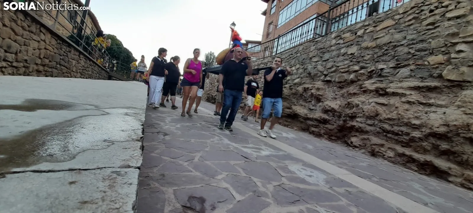 Foto 2 - Fotos: &Aacute;greda indulta a su Gallo Roque