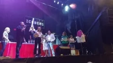 Cena popular y subasta de roscas en las fiestas de Golmayo.
