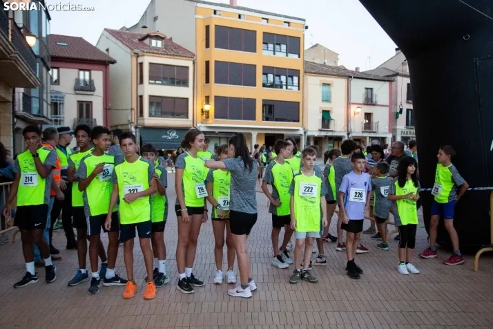 Carrera Nocturna Monumental Almazán 2022