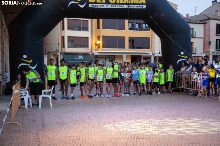 Carrera Nocturna Monumental Almazán 2022