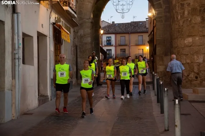 Carrera Nocturna Monumental Almazán 2022