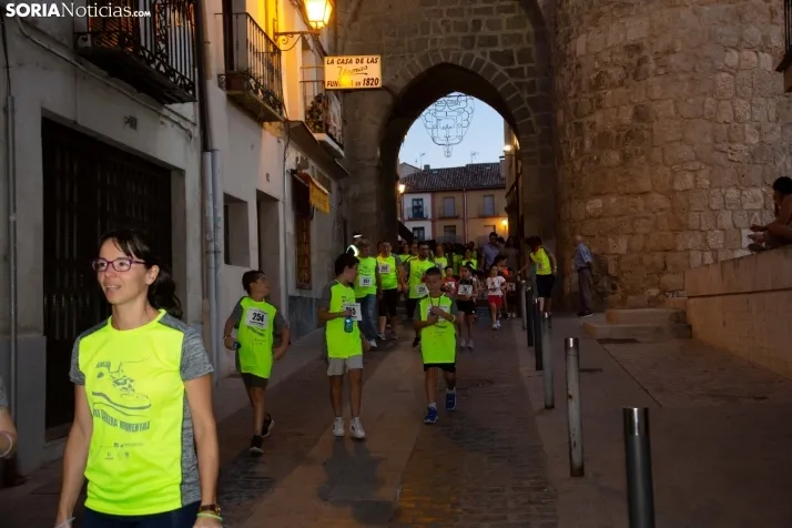 Carrera Nocturna Monumental Almazán 2022