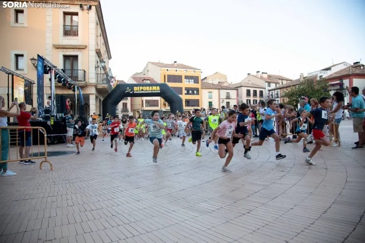 Carrera Nocturna Monumental Almazán 2022
