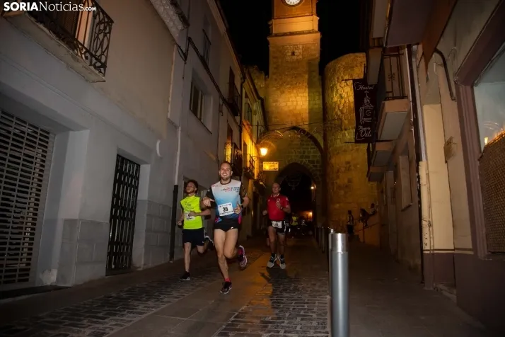 Carrera Nocturna Monumental Almazán 2022