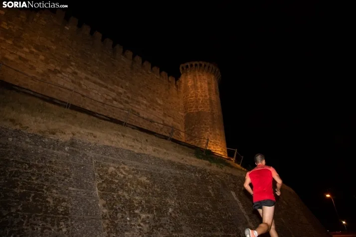 Carrera Nocturna Monumental Almazán 2022