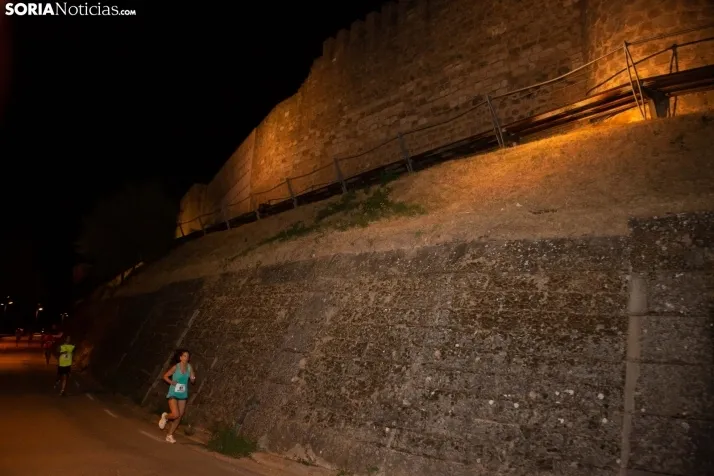 Carrera Nocturna Monumental Almazán 2022
