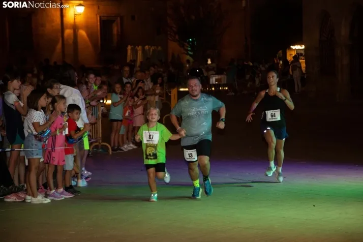 Carrera Nocturna Monumental Almazán 2022