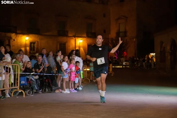 Carrera Nocturna Monumental Almazán 2022