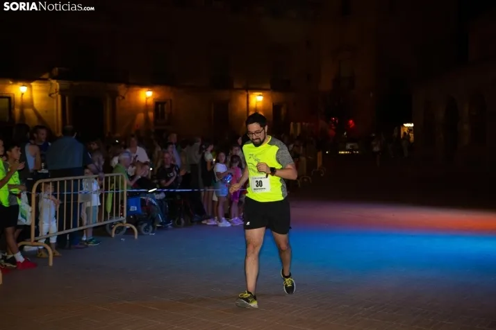 Carrera Nocturna Monumental Almazán 2022