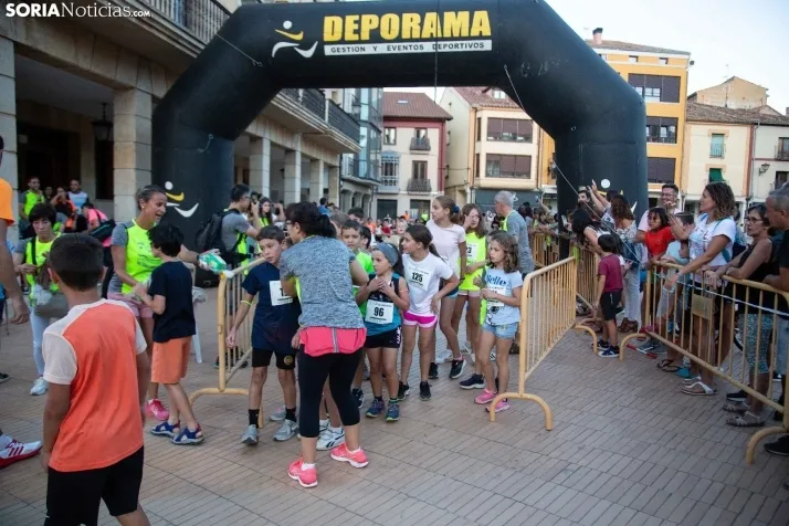 Carrera Nocturna Monumental Almazán 2022