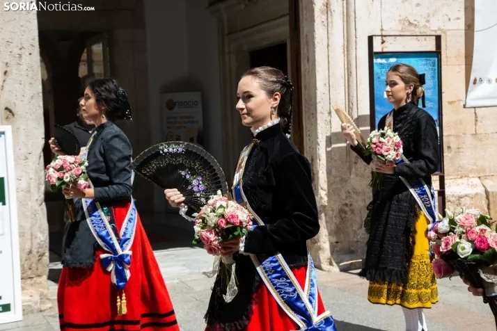 Ofrenda floral a La Virgen del Espino