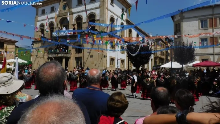 Jotas en Covaleda.