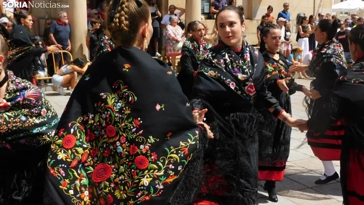 Jotas en Covaleda.