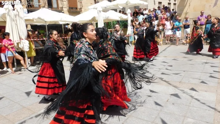 Jotas en Covaleda.