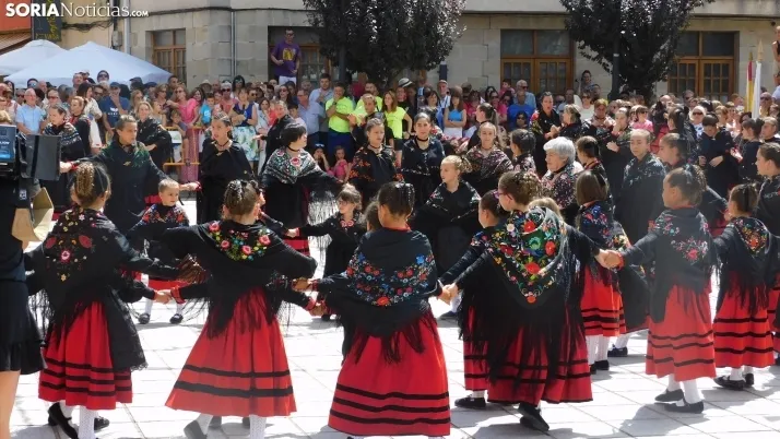 Jotas en Covaleda.