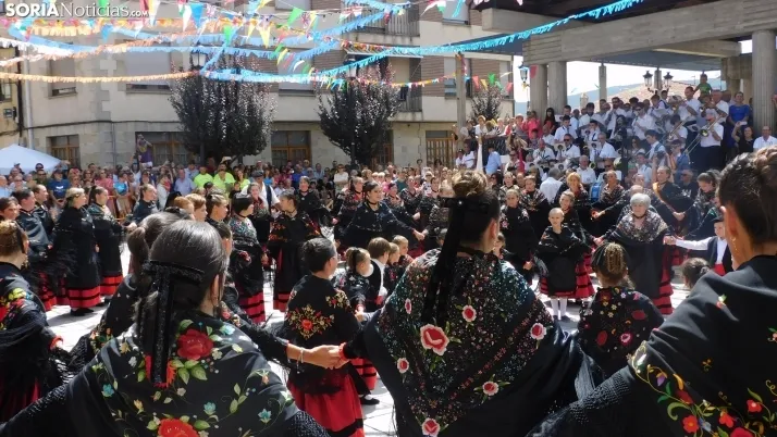 Jotas en Covaleda.