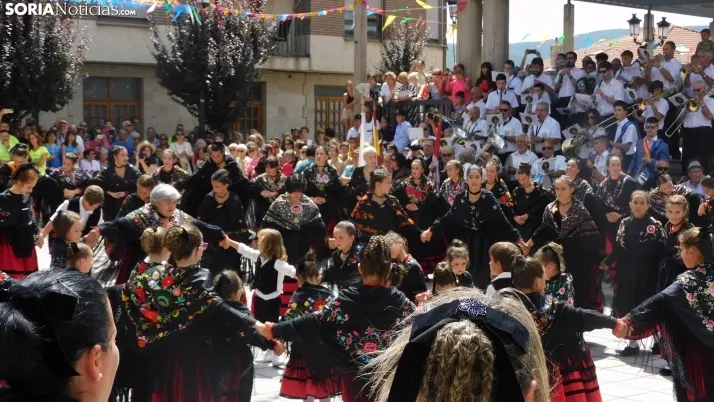 Jotas en Covaleda.
