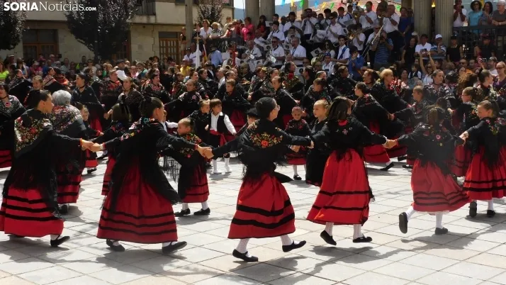 Jotas en Covaleda.