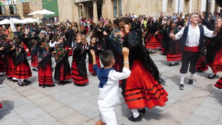 Jotas en Covaleda.