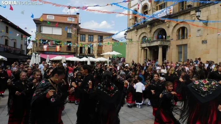 Jotas en Covaleda.