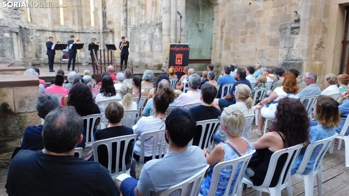 Fotos: 'Soria Cl&aacute;sica' llega a las Ruinas de San Nicol&aacute;s con 'DualBones Quartet'