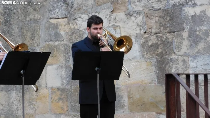 Fotos: 'Soria Cl&aacute;sica' llega a las Ruinas de San Nicol&aacute;s con 'DualBones Quartet'
