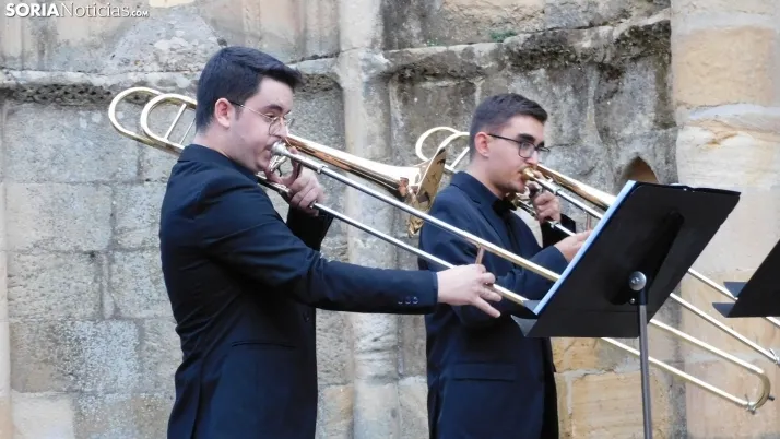 Fotos: 'Soria Cl&aacute;sica' llega a las Ruinas de San Nicol&aacute;s con 'DualBones Quartet'