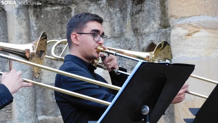 Fotos: 'Soria Cl&aacute;sica' llega a las Ruinas de San Nicol&aacute;s con 'DualBones Quartet'