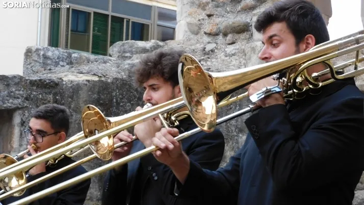 Fotos: 'Soria Cl&aacute;sica' llega a las Ruinas de San Nicol&aacute;s con 'DualBones Quartet'