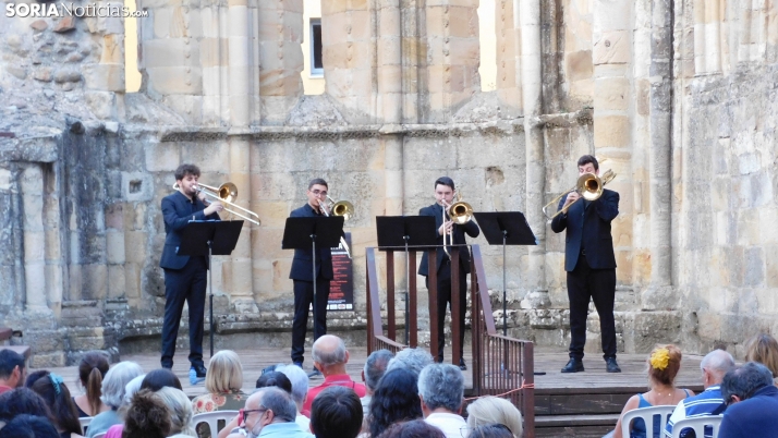 Fotos: 'Soria Cl&aacute;sica' llega a las Ruinas de San Nicol&aacute;s con 'DualBones Quartet'