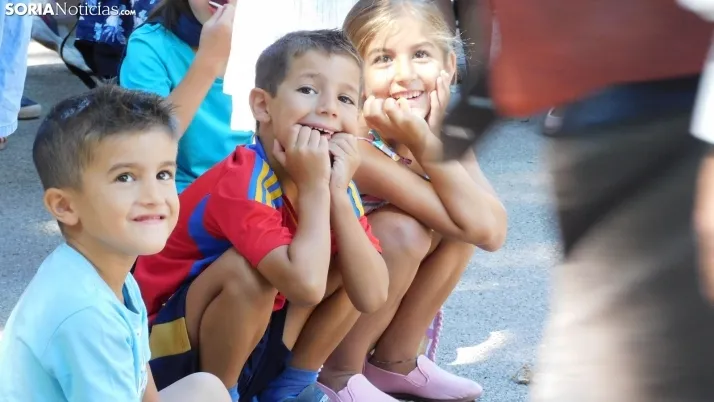 Una imagen del teatro infantil este viernes en la Alameda de Cervantes. /SN