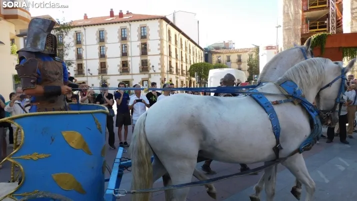 Fotos: Numantinos y Romanos invaden las calles m&aacute;s c&eacute;ntricas de Soria