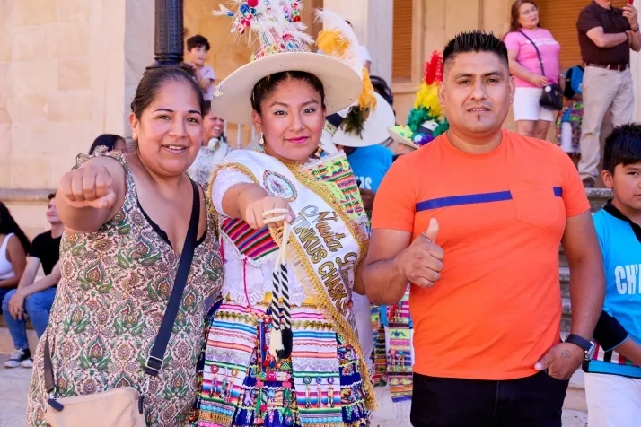 La comunidad boliviana celebra en Soria su Virgen de Urkupiña. Fotos: Cirilo Vargas