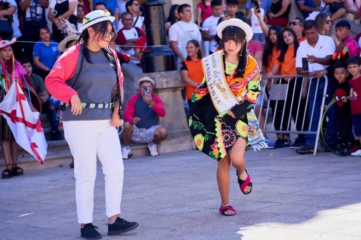 La comunidad boliviana celebra en Soria su Virgen de Urkupiña. Fotos: Cirilo Vargas