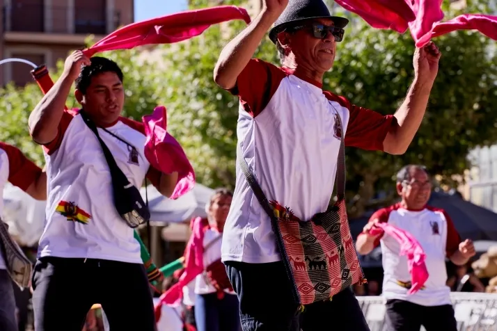 La comunidad boliviana celebra en Soria su Virgen de Urkupiña. Fotos: Cirilo Vargas
