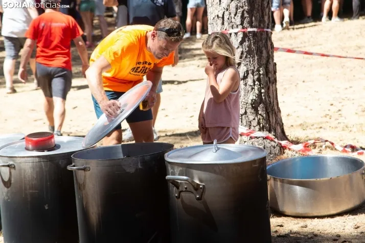 Comida Fiestas del Mejillón Cabrejas 2022