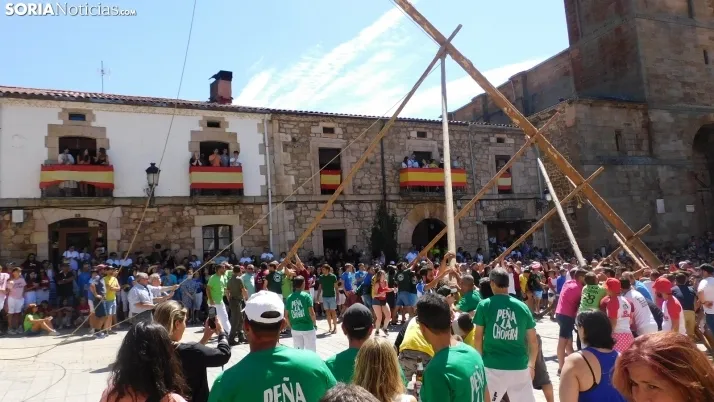 Pingada del Mayo en Vinuesa