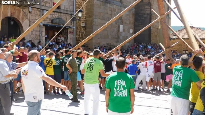 Pingada del Mayo en Vinuesa