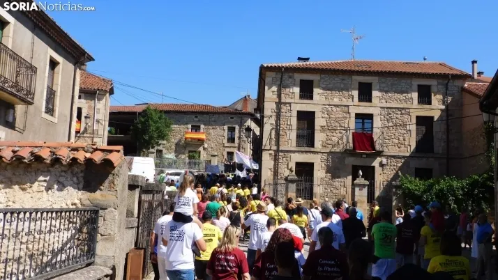 Pingada del Mayo en Vinuesa